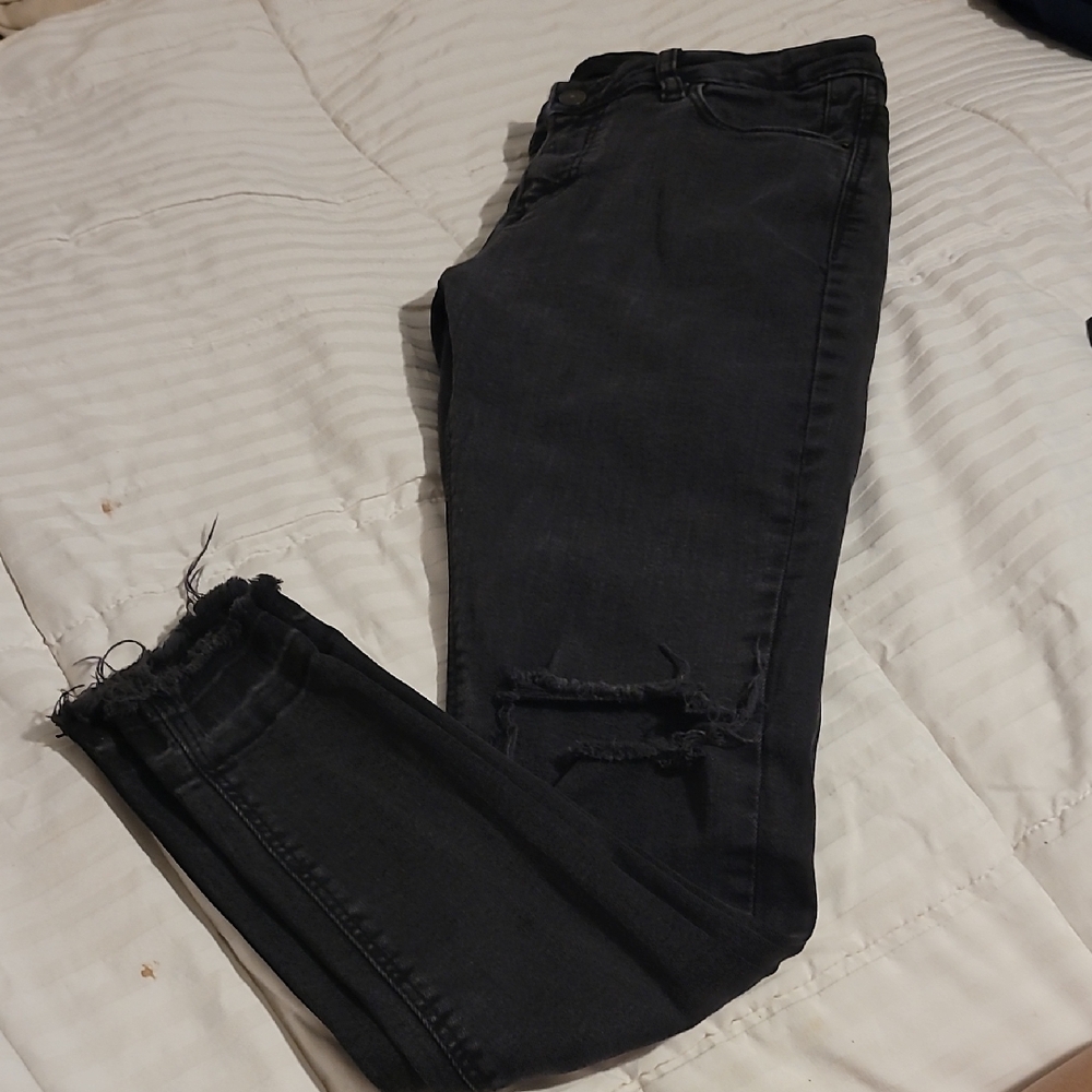 Stradivarius Dark Gray Distressed Skinny Jeans
